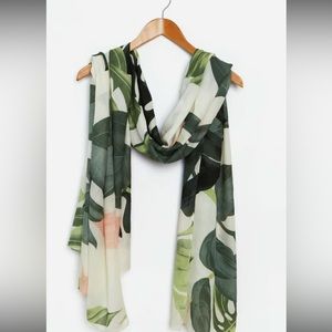 Virgina Wolf Wrap - New Women | Color: Green